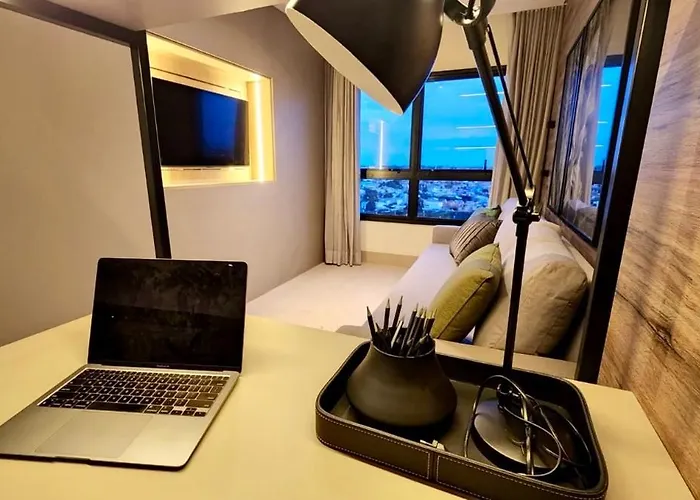 Loft De Luxo C/ Home Office Ao Lado Shopping Cg.